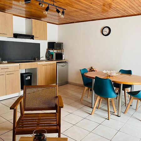 Gite E & M Saint-Denis-de-Pile Экстерьер фото